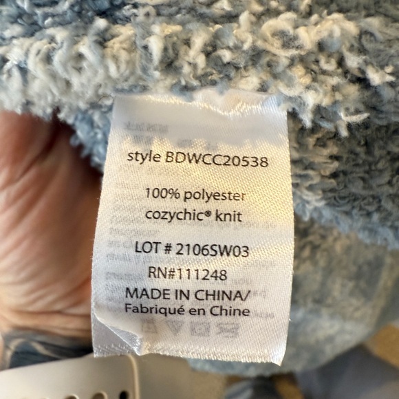 Barefoot Dreams CozyChic Hooded Belted Cardigan – XS – Blue/Cream Aztec Pattern - Picture 4 of 4